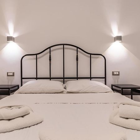 Il Quadrifoglio D4 Apartment by Wonderful Italy Sirmione Esterno foto