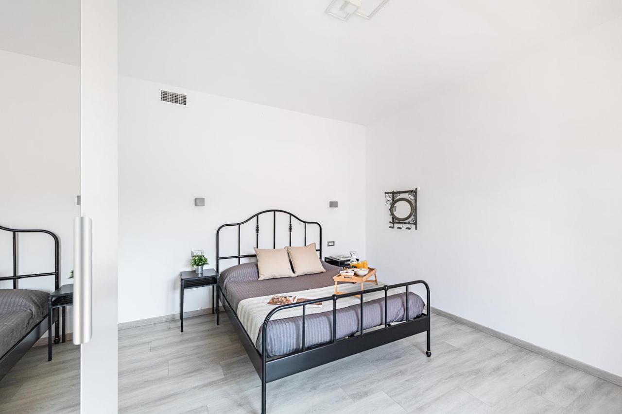 Il Quadrifoglio D4 Apartment by Wonderful Italy Sirmione Esterno foto